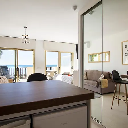 Apartament Front In Elviria Marbella