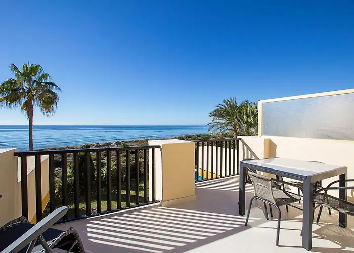 Front In Elviria